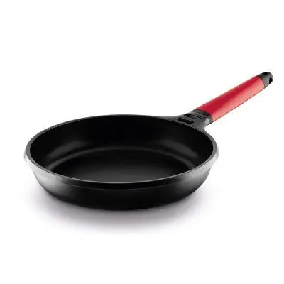 Castey Induction frying pan with removable red handle Sartén Castey Induction con mango desmontable rojo